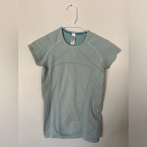 Girls’ Ivivva Blue Exercise Tshirt Size 14